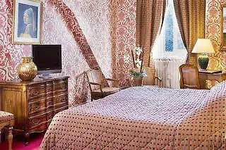 Chateau De ホテル 4*