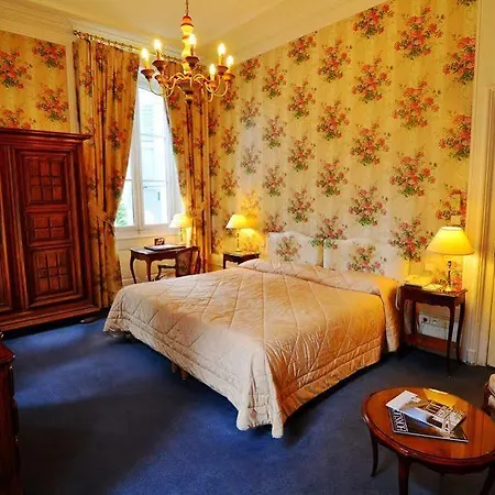 Chateau De Hotel