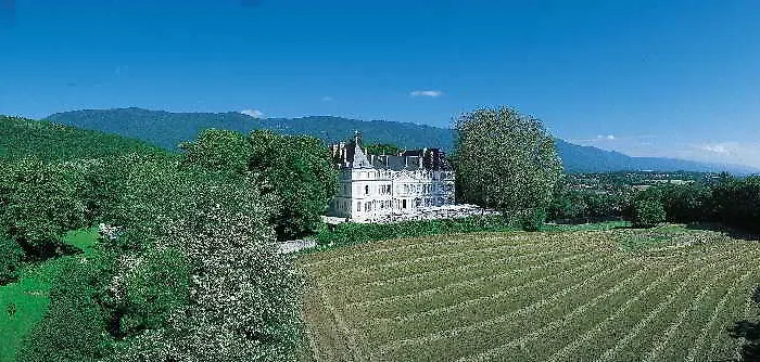 Отель Chateau De
