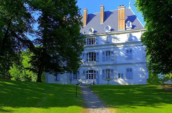 Chateau De Отель