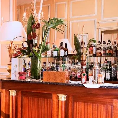 Chateau De Отель 4*